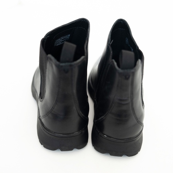 Vionic. New! Waterproof Evergreen Ankle Boots. - Picture 11 of 13